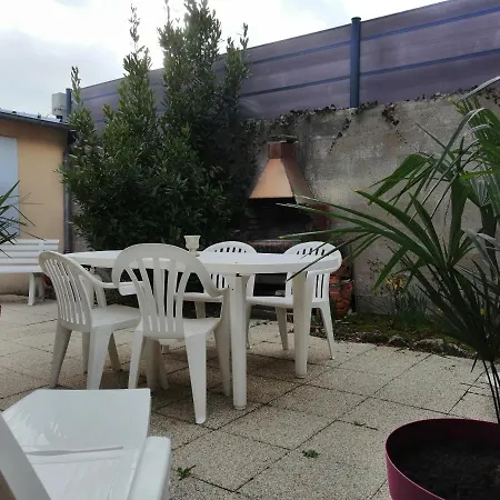 Notre Desir 100 M De La * Jullouville-les-Pins