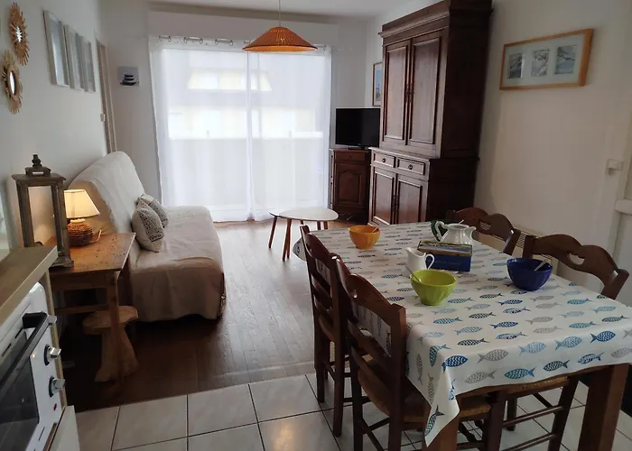 Holiday home Notre Desir 100 M De La *