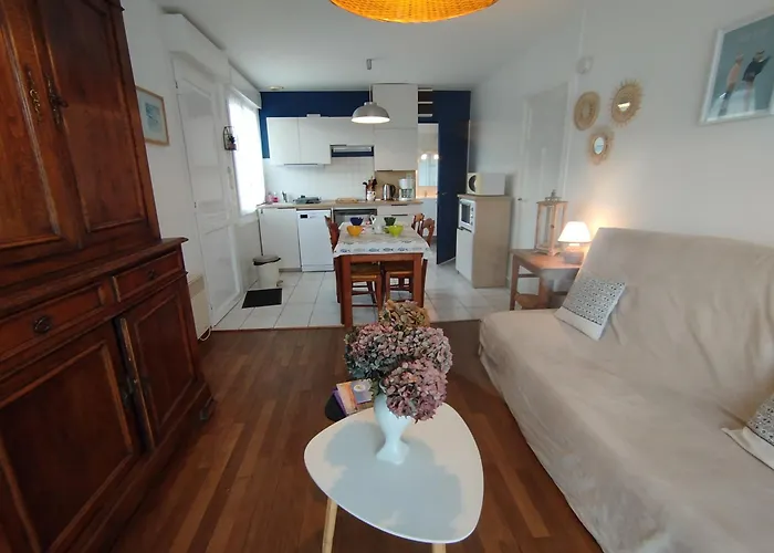 Holiday home Notre Desir 100 M De La Jullouville-les-Pins