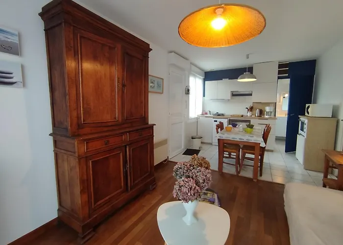 Holiday home Notre Desir 100 M De La *